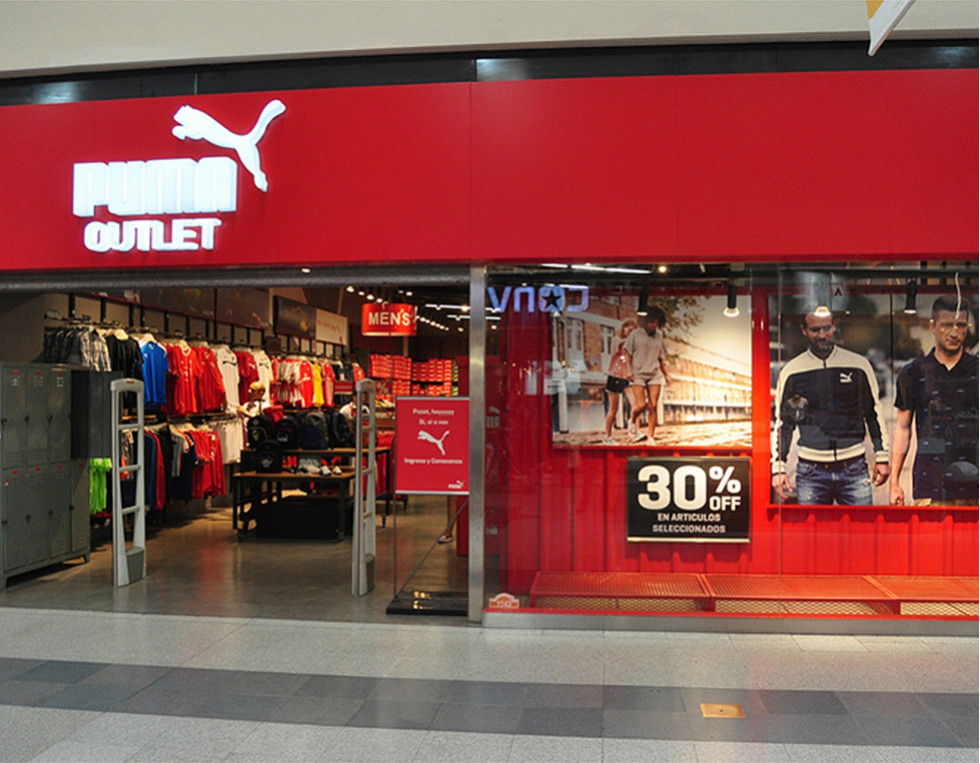 Outlet puma 2025 barracas horarios